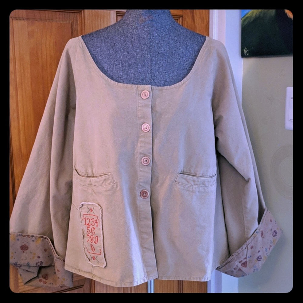 Ewa i Walla Embroidered Button Down Top